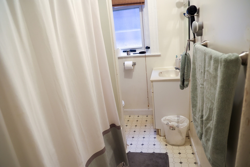 77 Westland Ave, Fenway