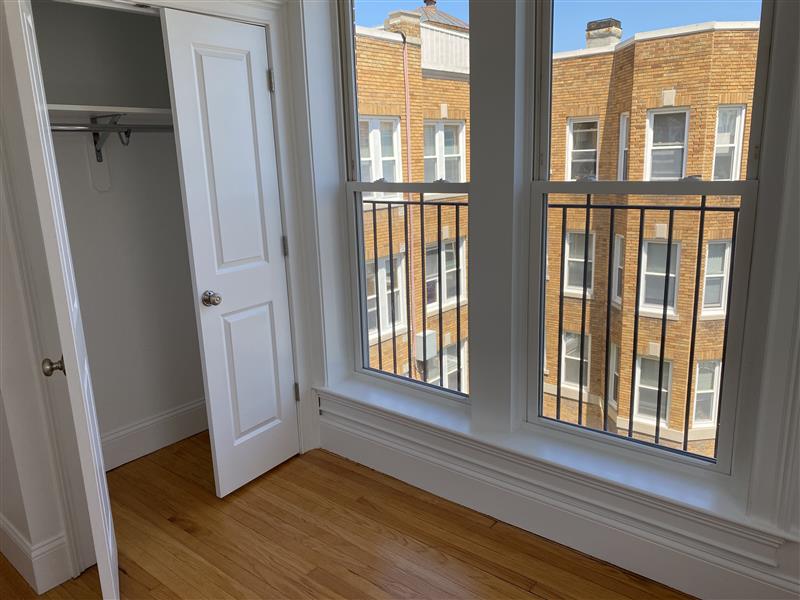 172 Maple St, Malden