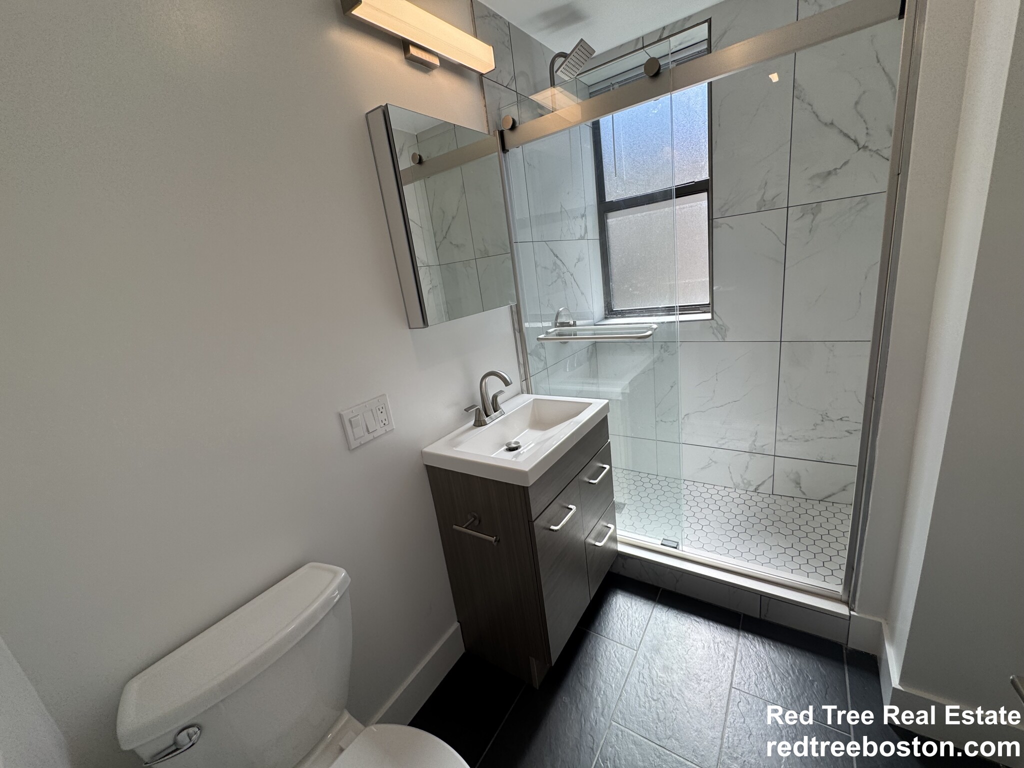 11 Peterborough St, Fenway