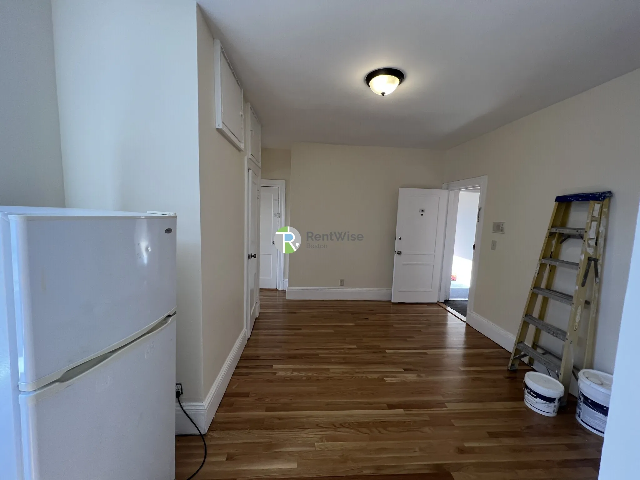 1212 Commonwealth Ave, Brighton