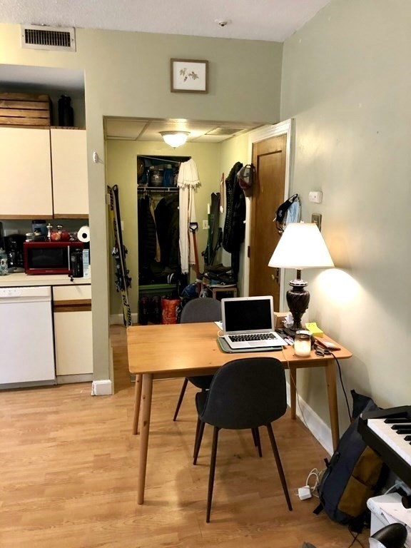 1419 Commonwealth Ave, Allston