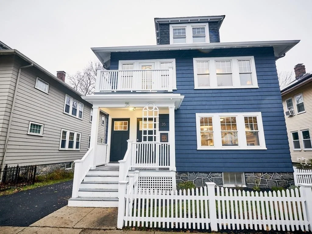 35 Roseway St, Jamaica Plain