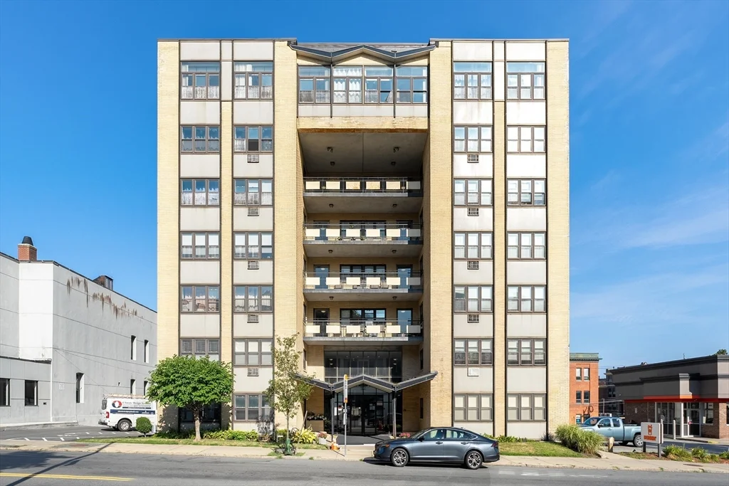 340 Main St, Melrose