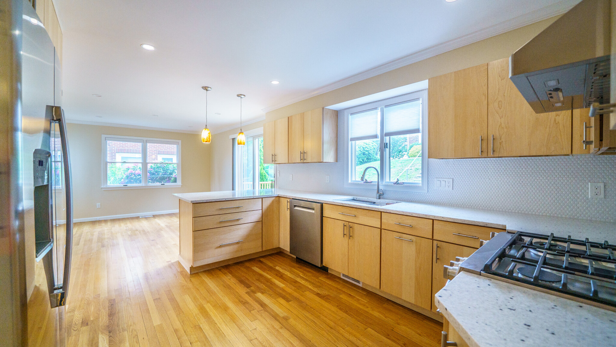 298 Adams St, Nonantum