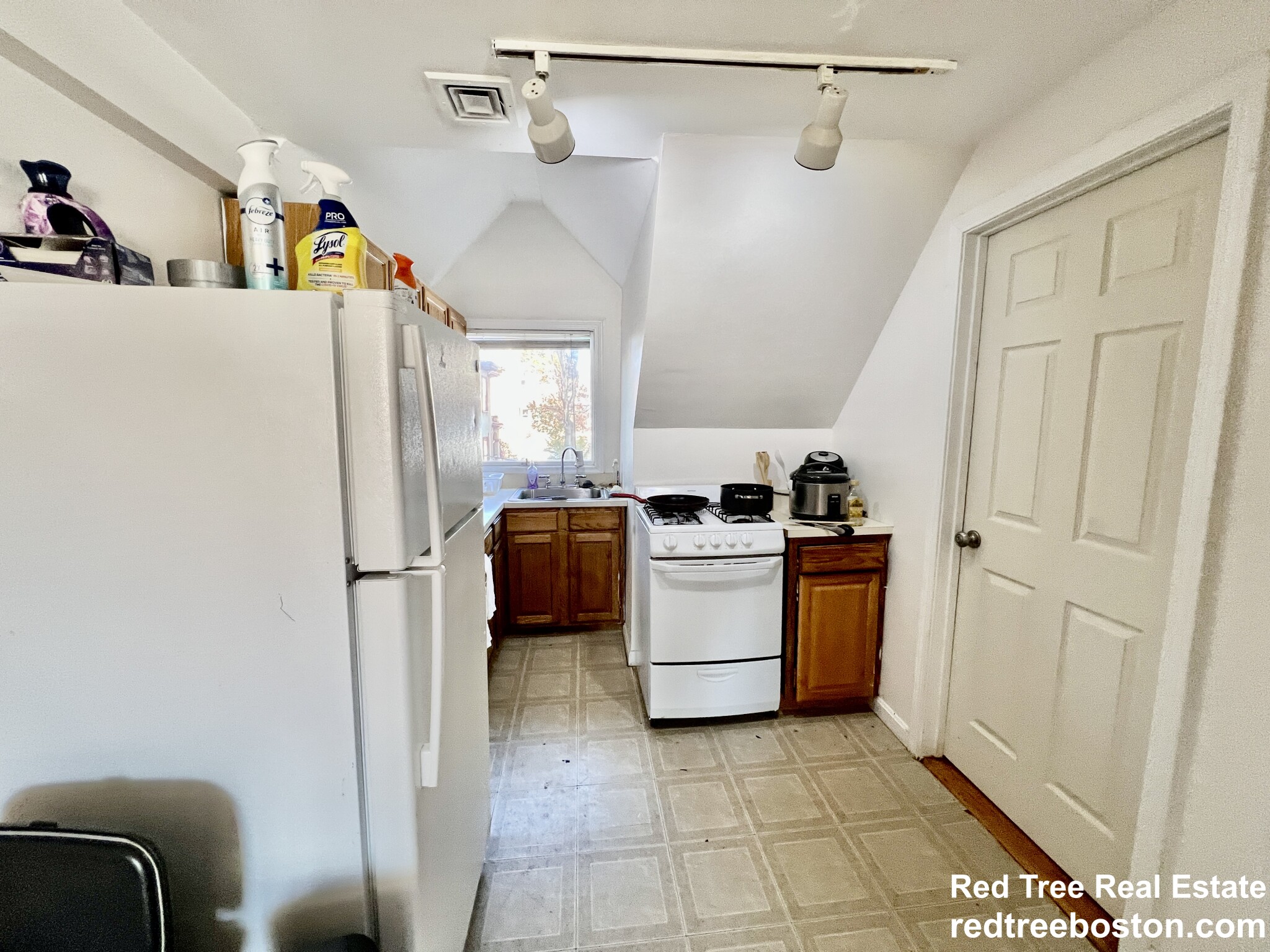 27 Orkney Rd, Brighton