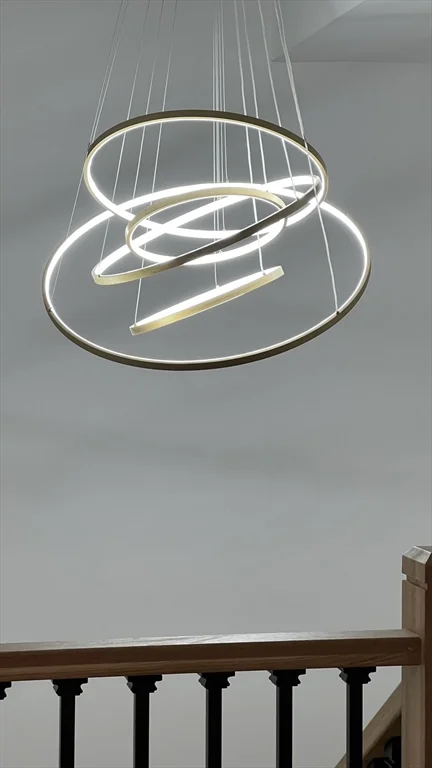 726 E 8th St, South Boston