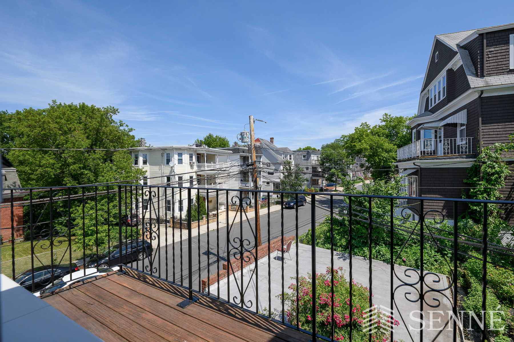 53 Main St, Winter Hill