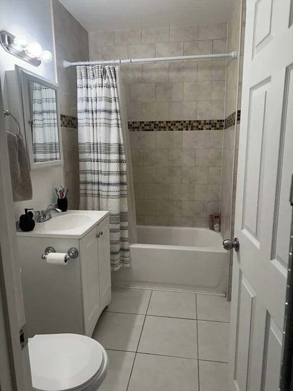136 Walnut Ave, Revere