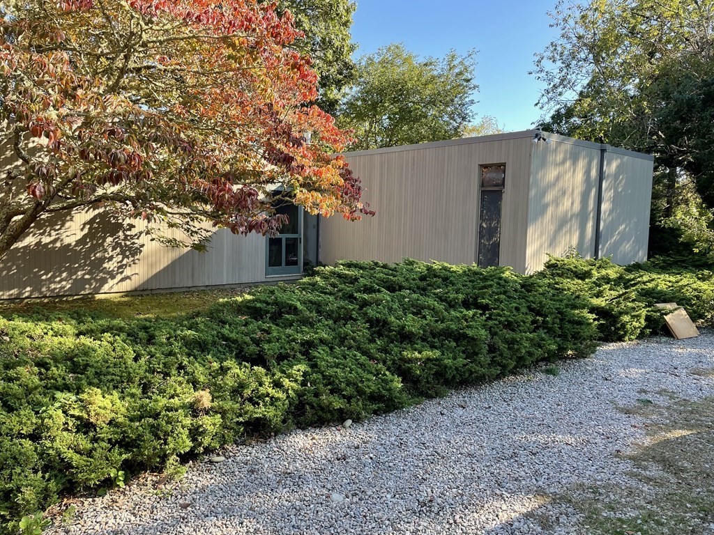 97 Barneys Joy Rd, South Dartmouth