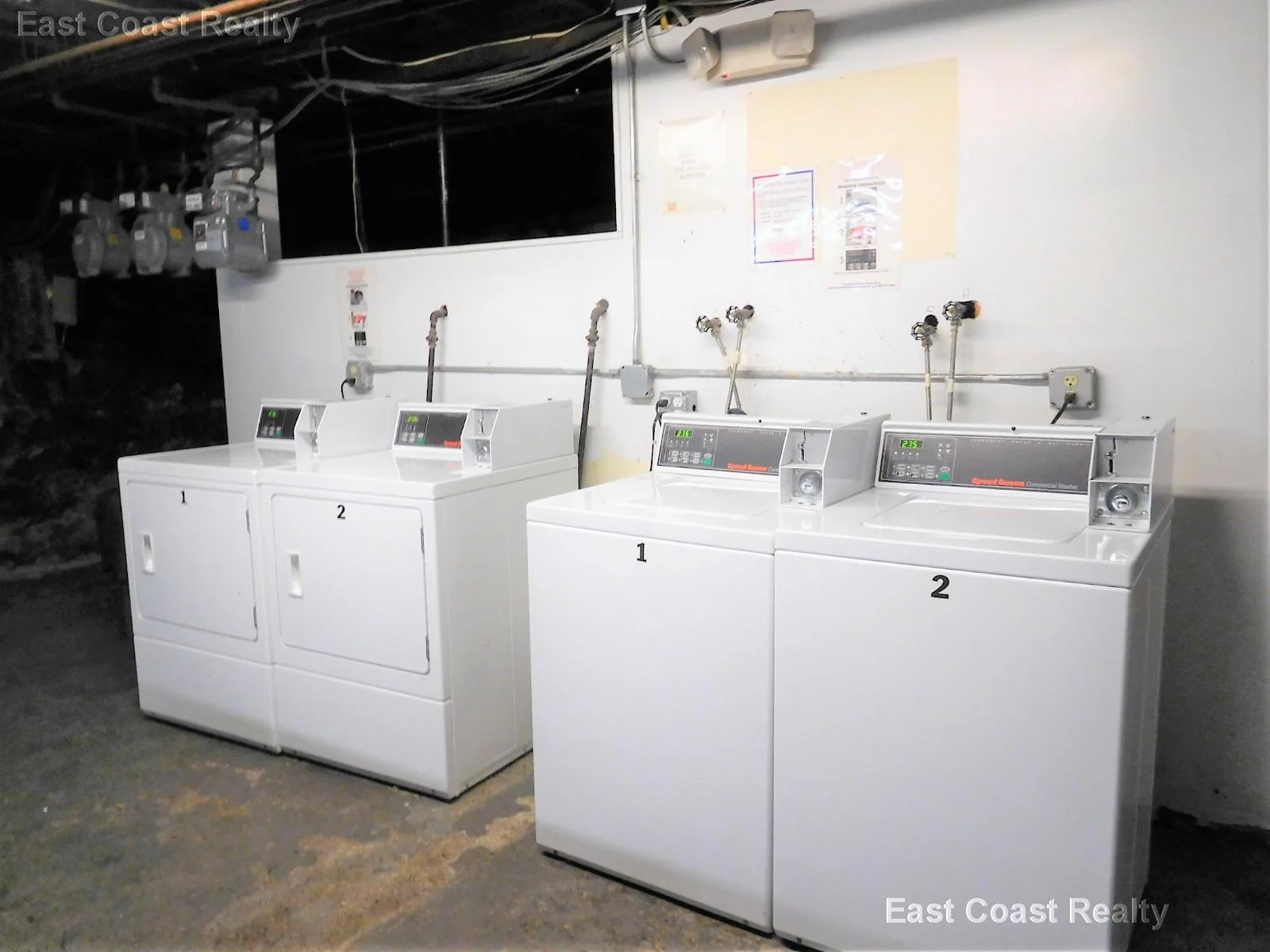 2 Ashford Ct, Allston