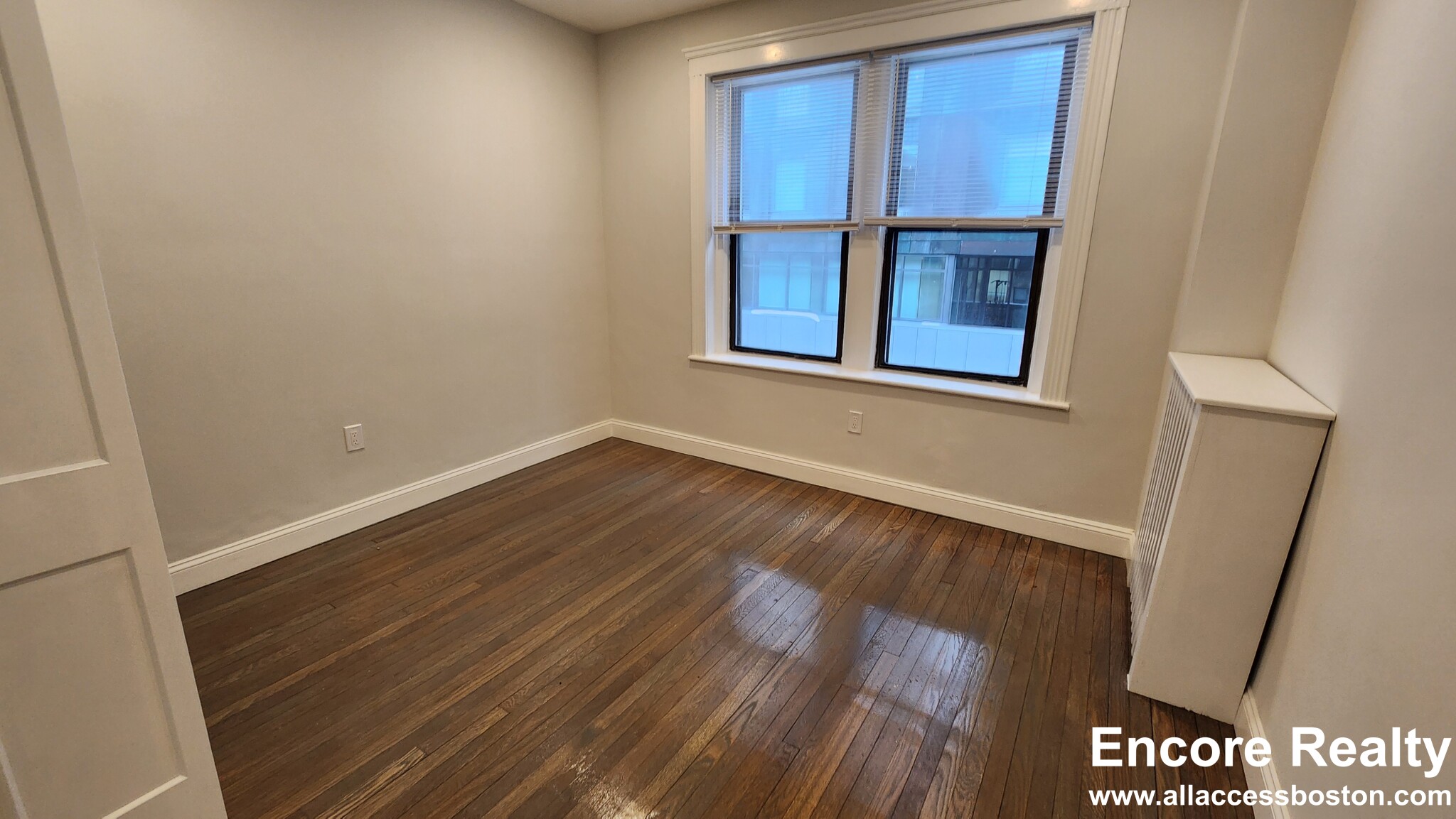 11 Peterborough St, Fenway