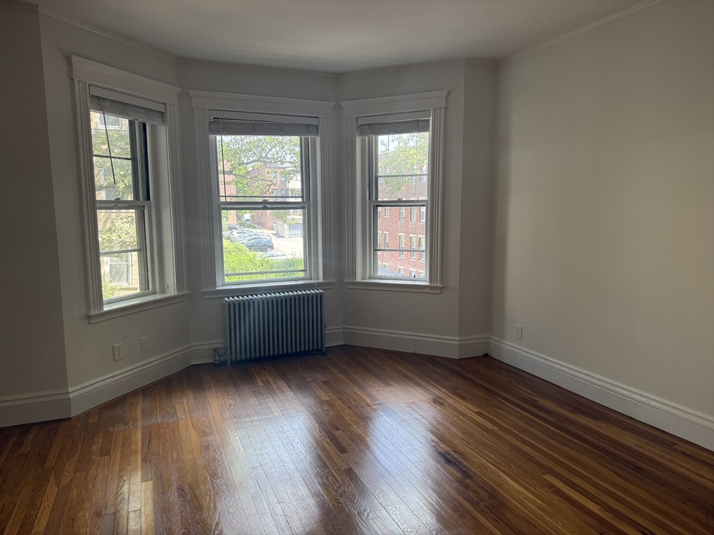 40 Parkman St, Coolidge Corner