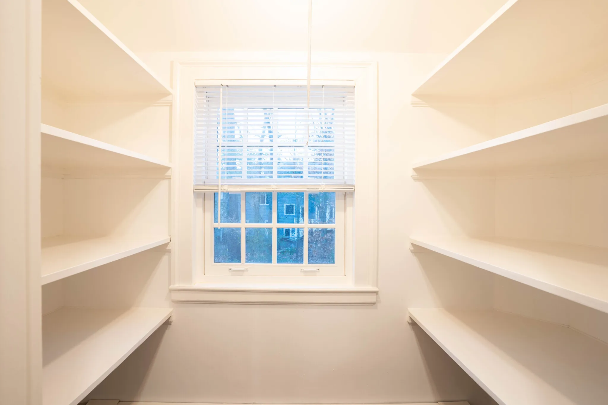 40 Puddingstone Ln, Oak Hill