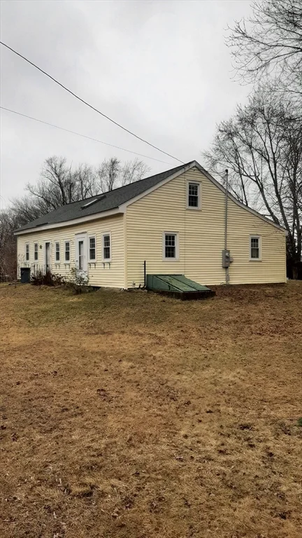 137 E Main St, Northborough