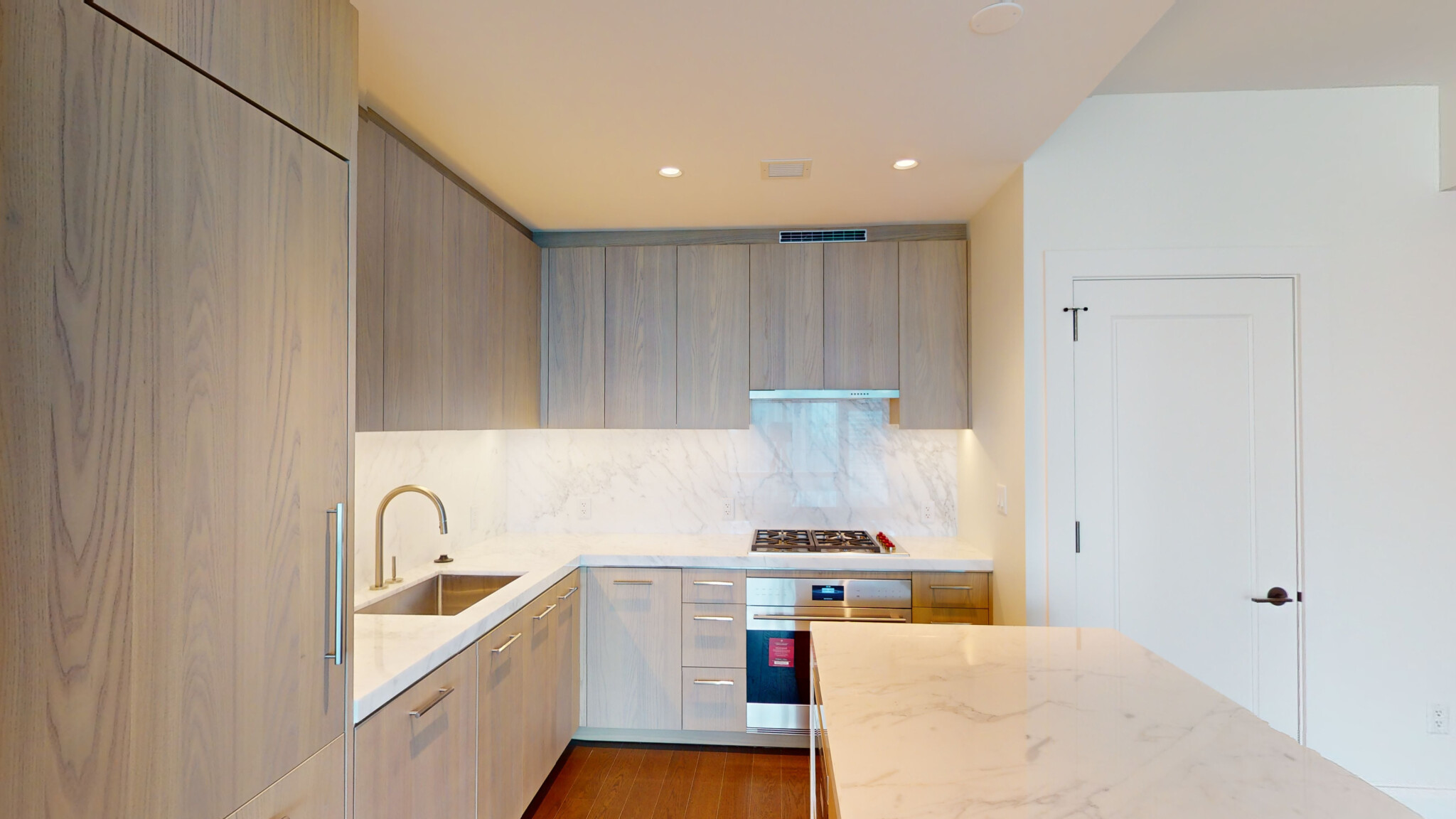 430 Stuart St, Back Bay