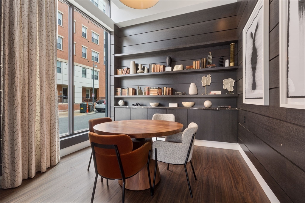 99 Sumner St, East Boston