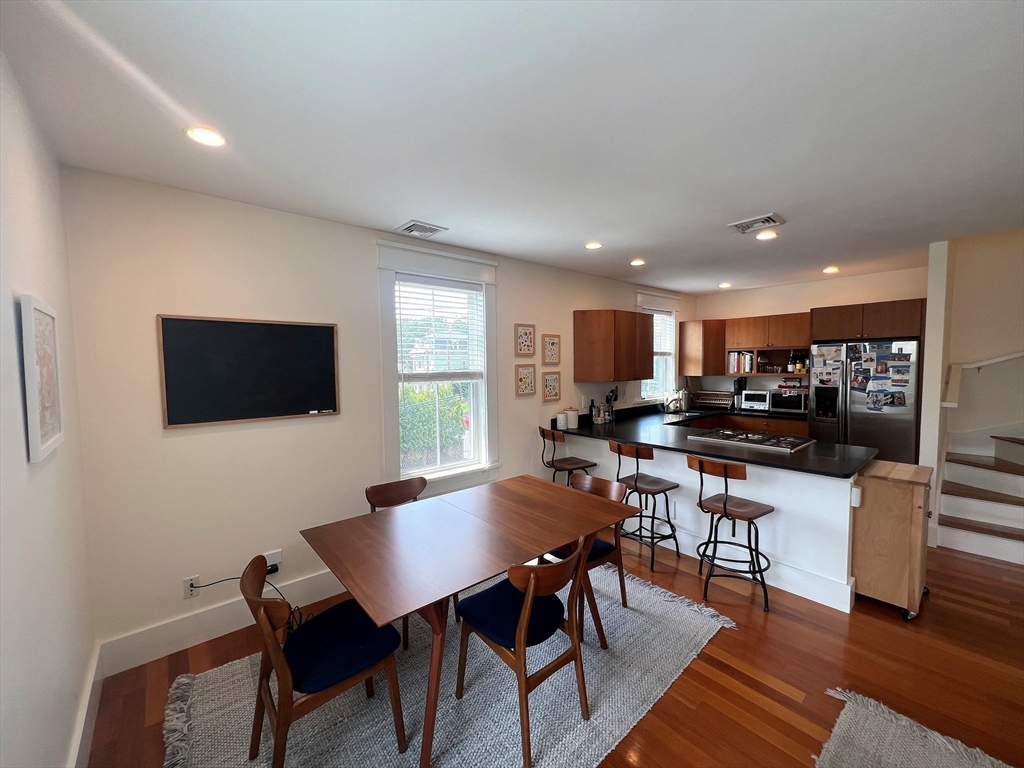 44 Rockview St, Jamaica Plain