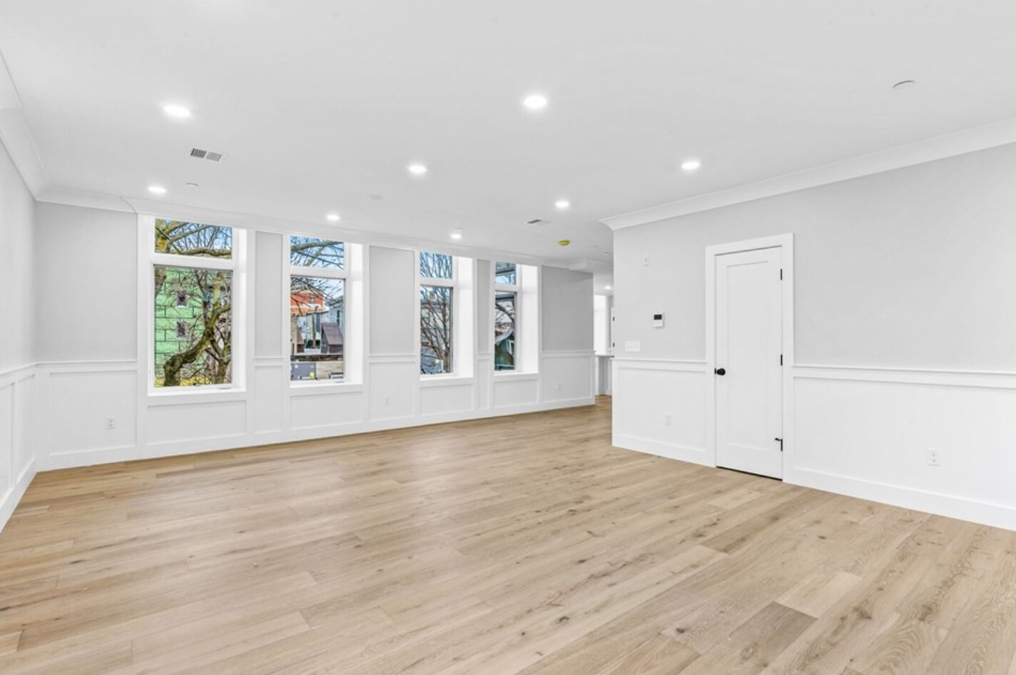 300 Somerville Ave, Ward Two