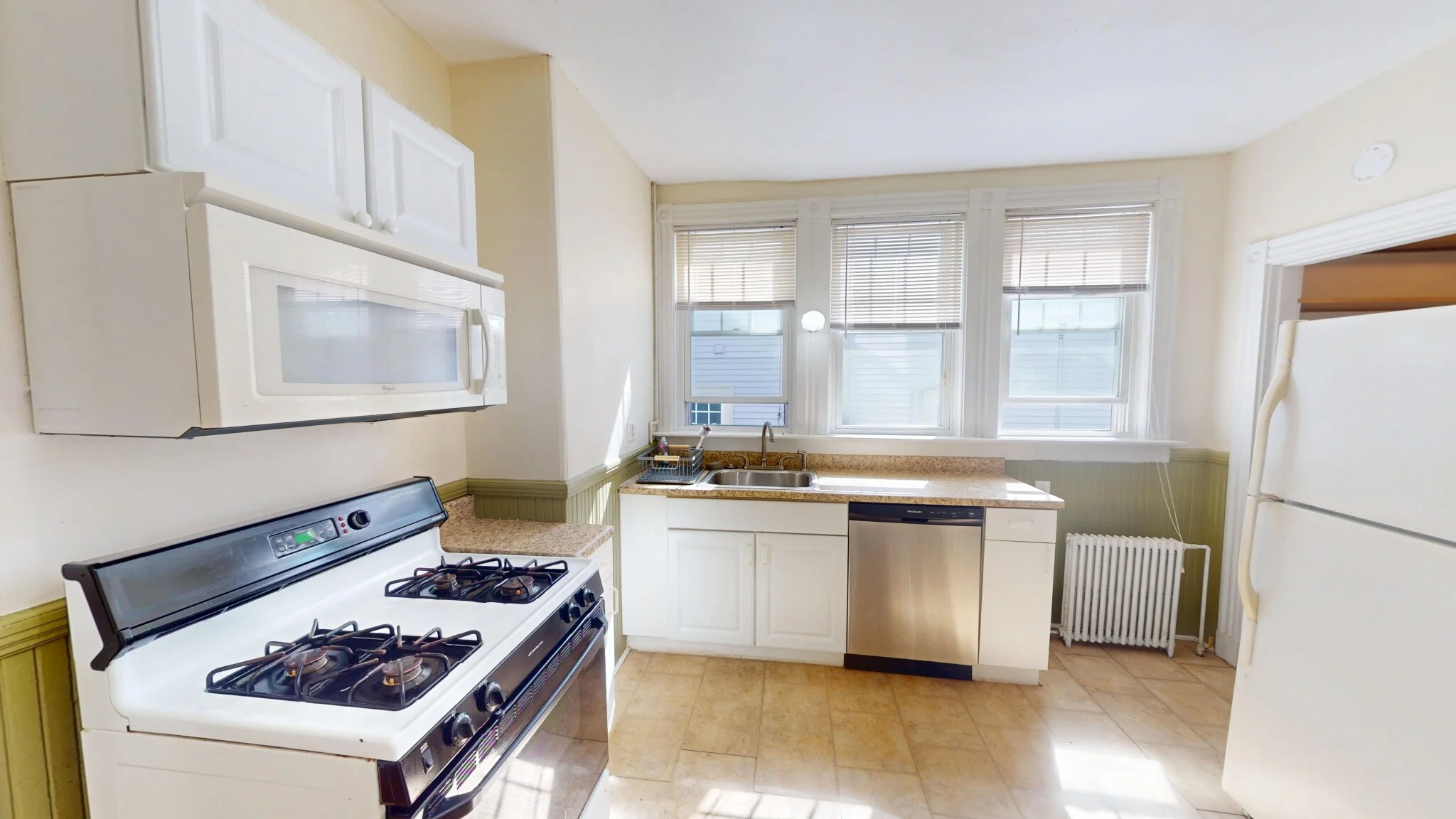 98 Westbourne Terr, Washington Square