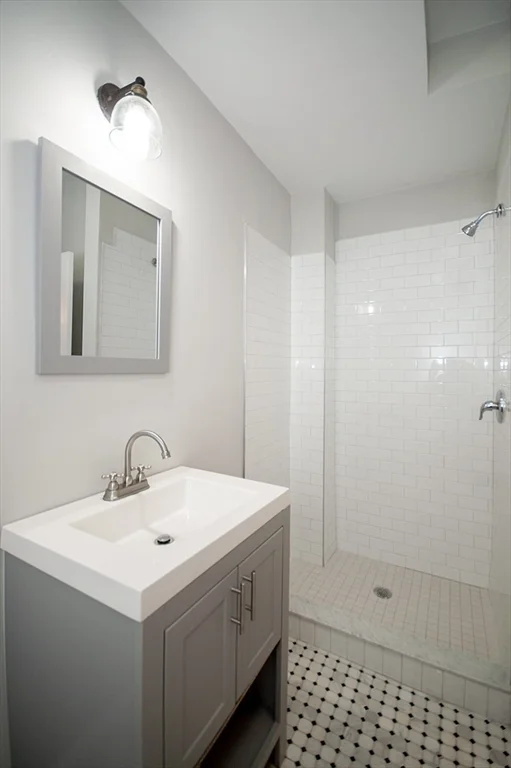 205 Marion St, East Boston
