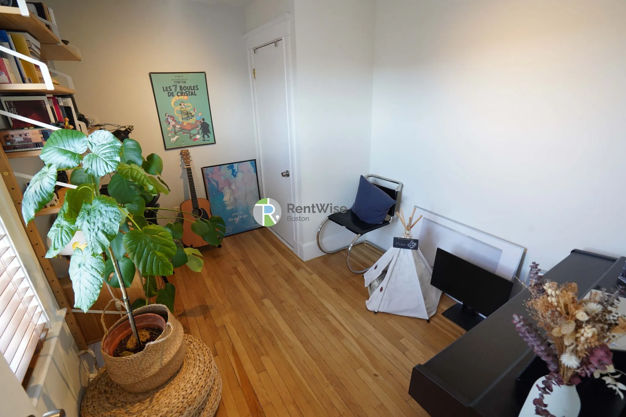 238 Hyde Park Ave, Jamaica Plain