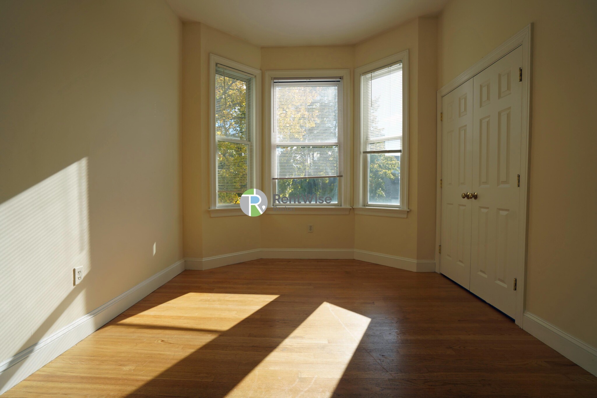 9 Gardner Ter, Allston