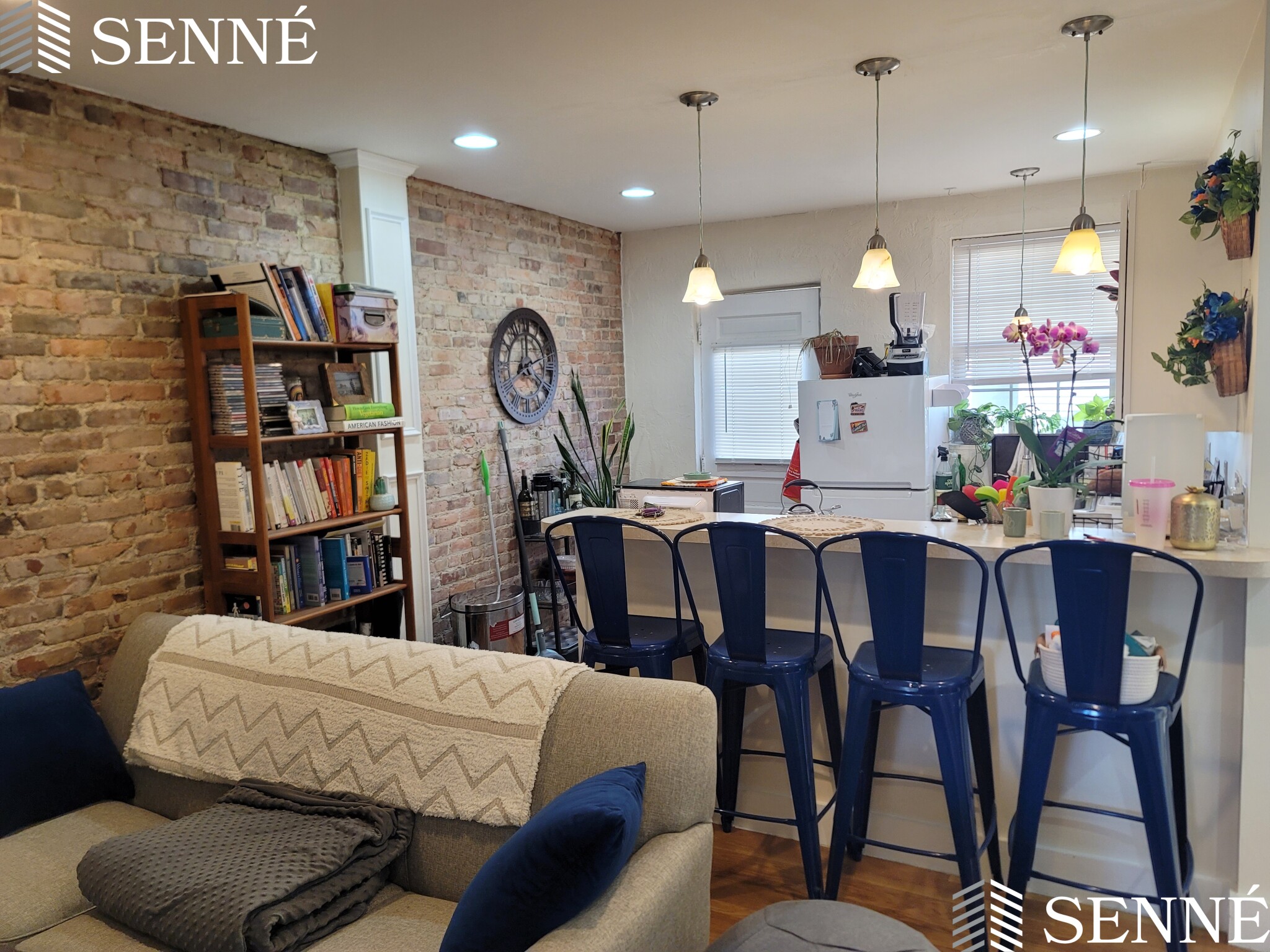 295 Spring Street Extension, Medford