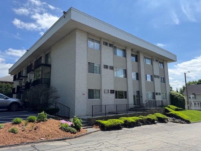 250 Nesmith St, Belvidere