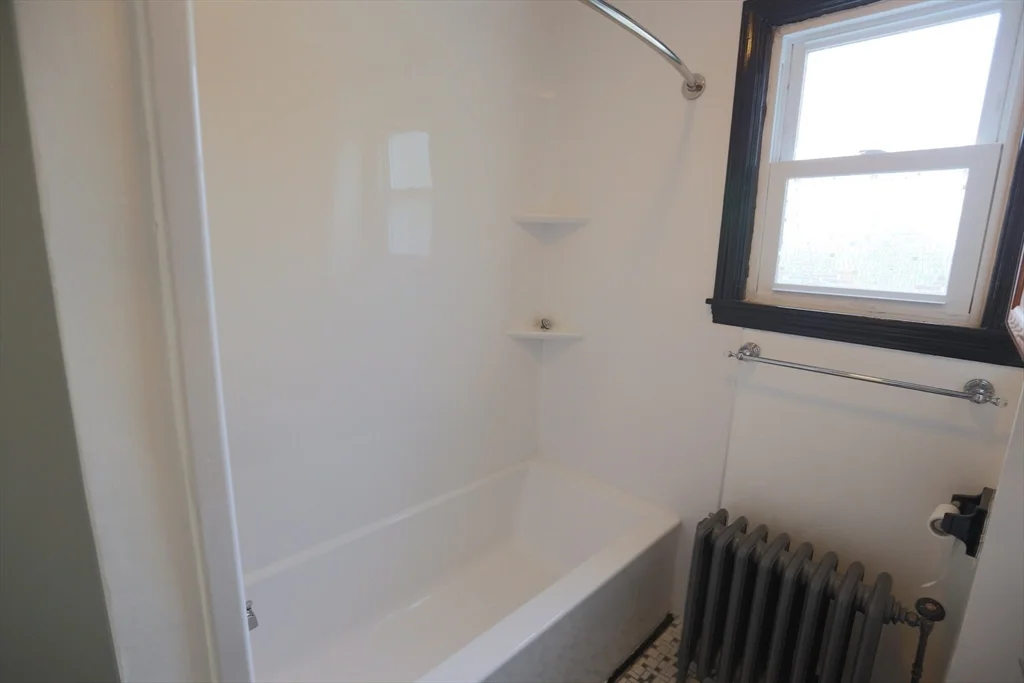 134 Baldwin, Fall River