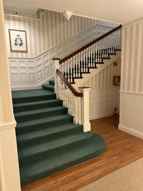 164 Beacon St, Back Bay