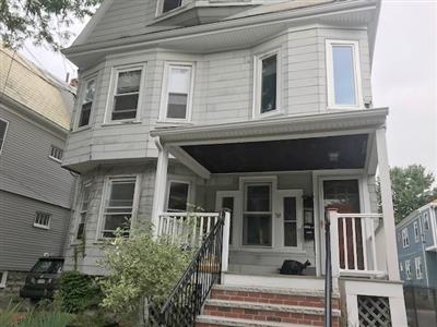 50 Simpson Ave, Tufts