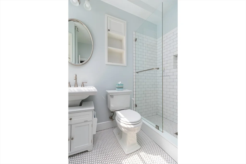 1 Primus Ave, Beacon Hill