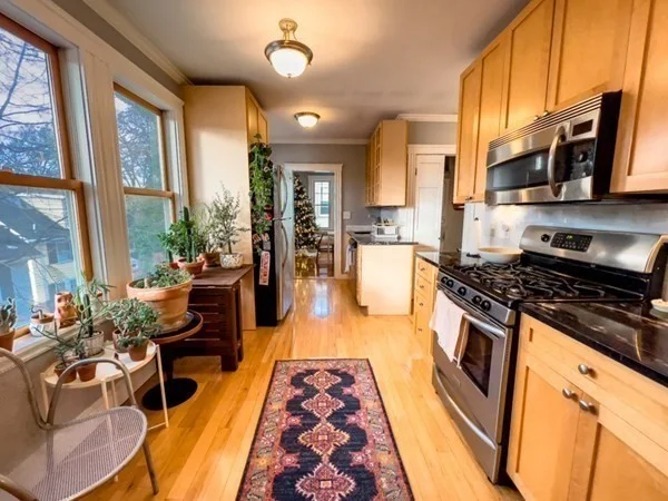 23 Goldsmith St, Jamaica Plain