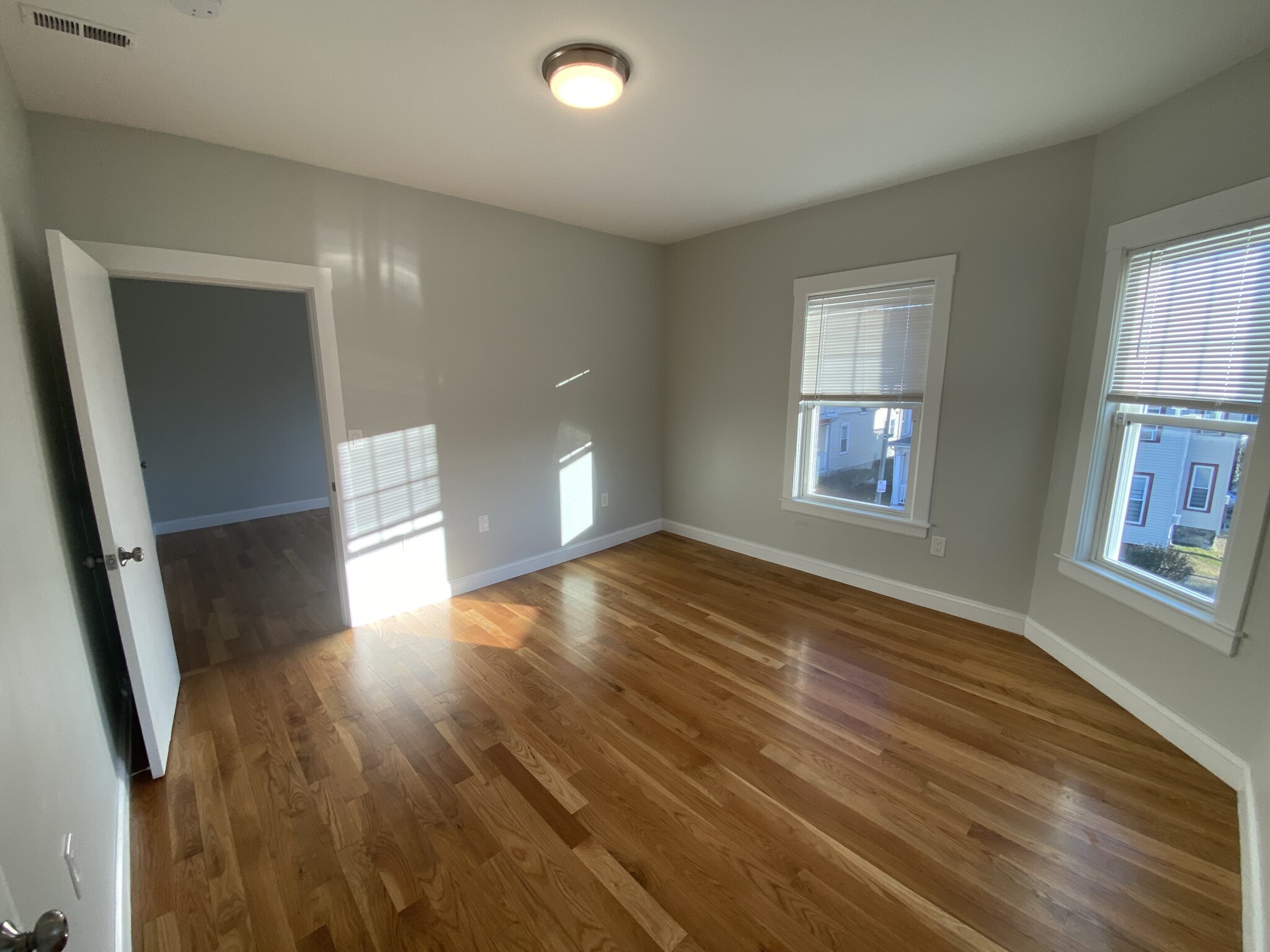 551 Park St, Dorchester