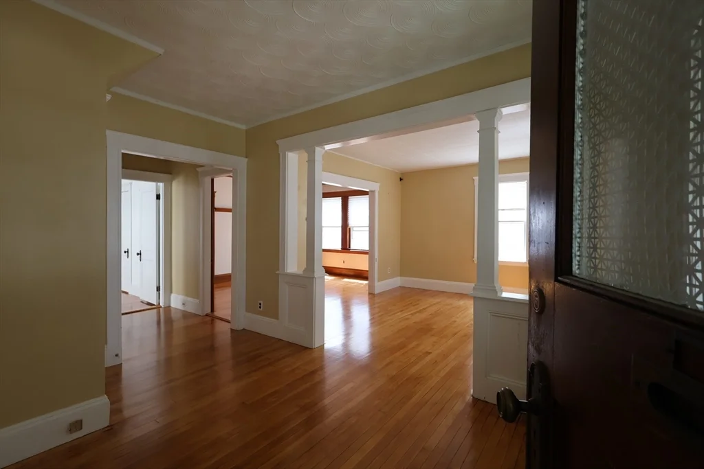 39 Trowbridge, East Arlington