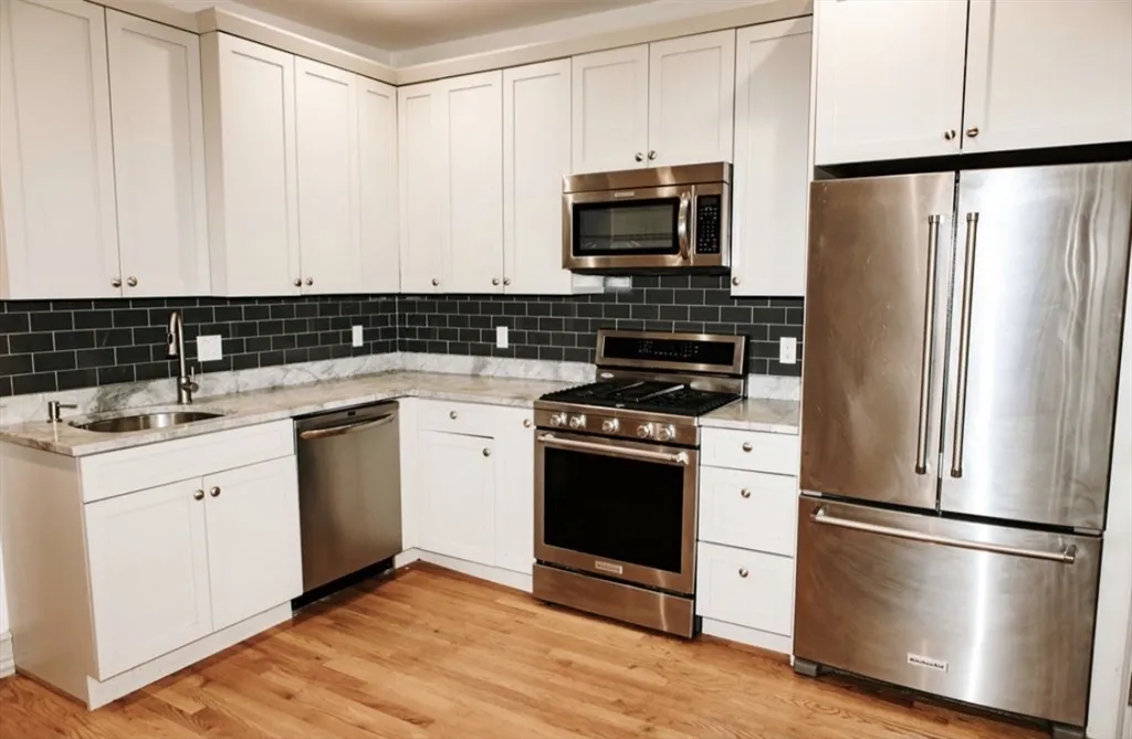 643 East 5th St, South Boston