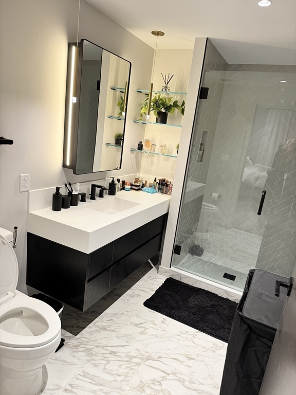 55 Lagrange, Downtown