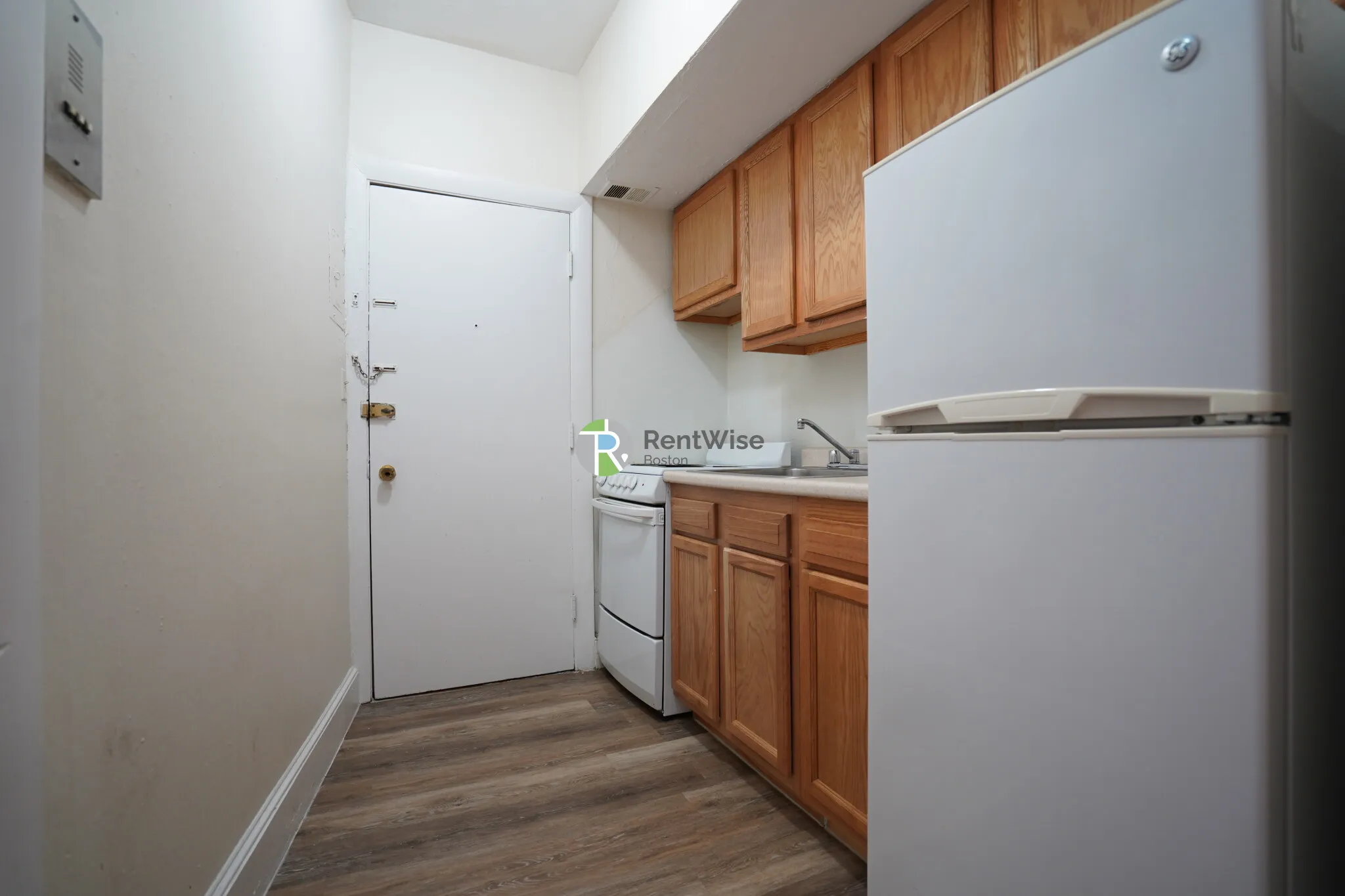 33 Lancaster Ter, Corey Hill