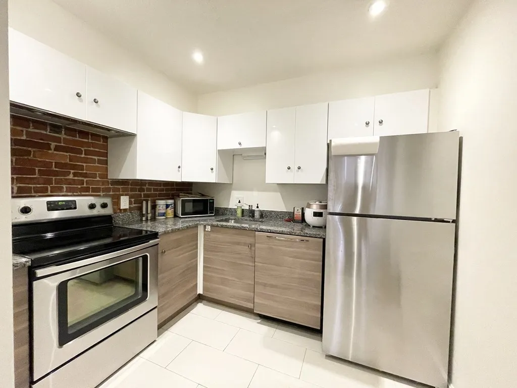 73 Gainsborough, Fenway