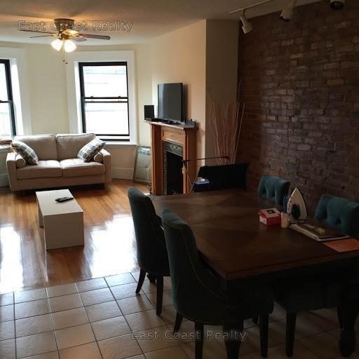 128 Hemenway St, Fenway