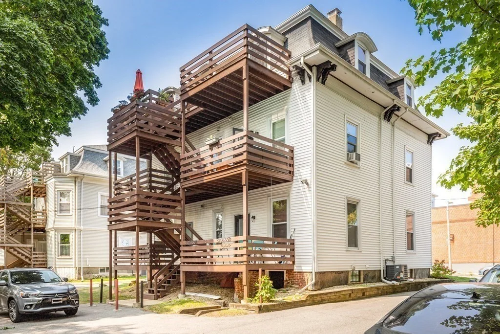 15 Beale St, Dorchester