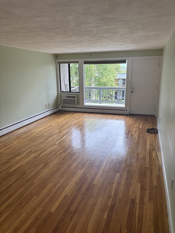 315 Neponset St, Norwood