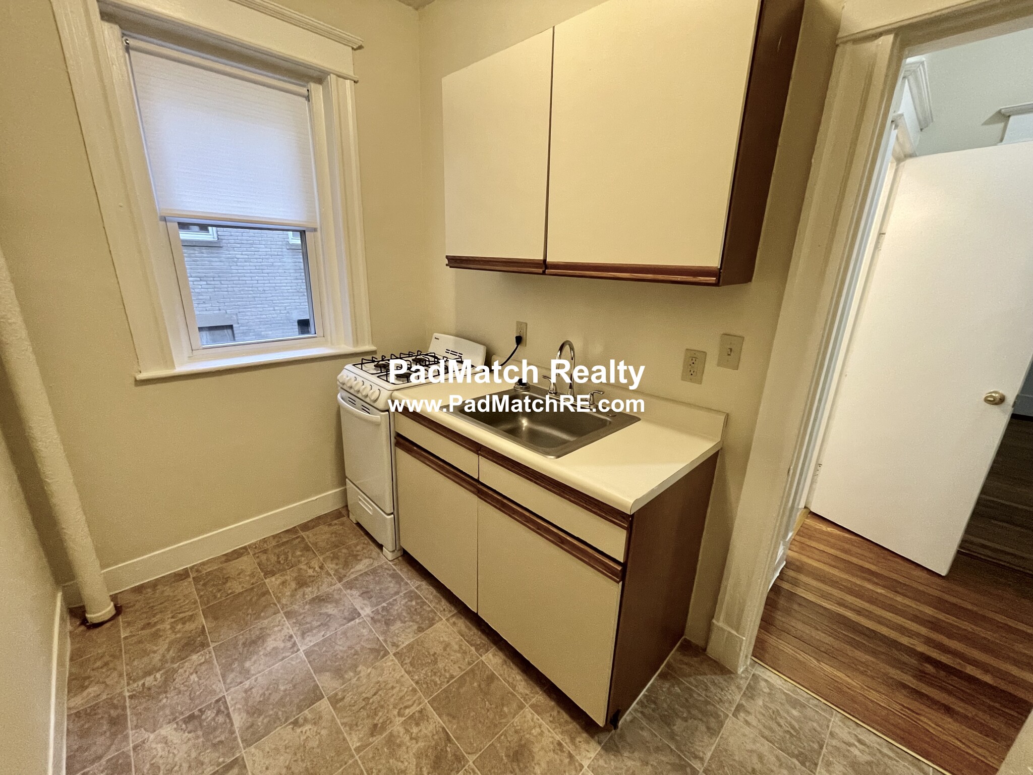 68 Woodstock Ave, Brighton