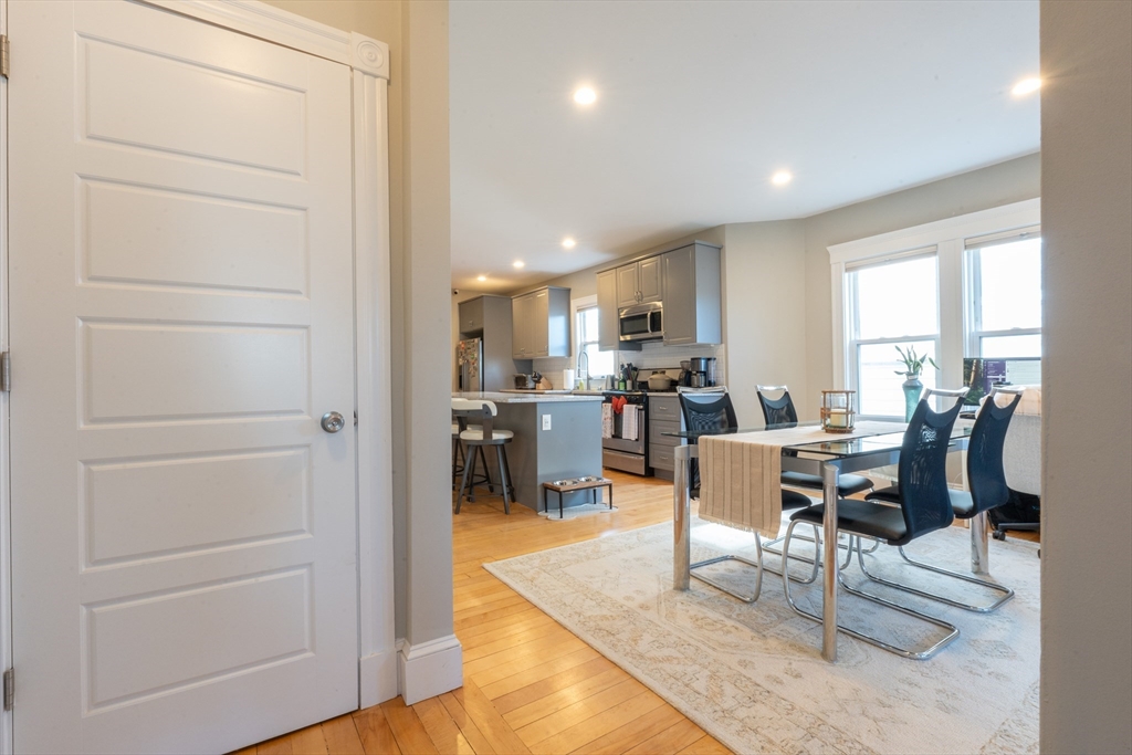 49 Montvale, Roslindale