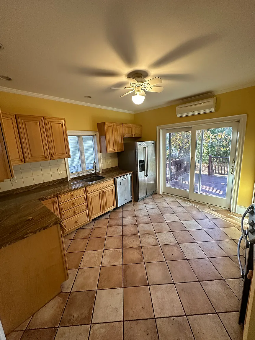 28 Montfern Ave, Brighton