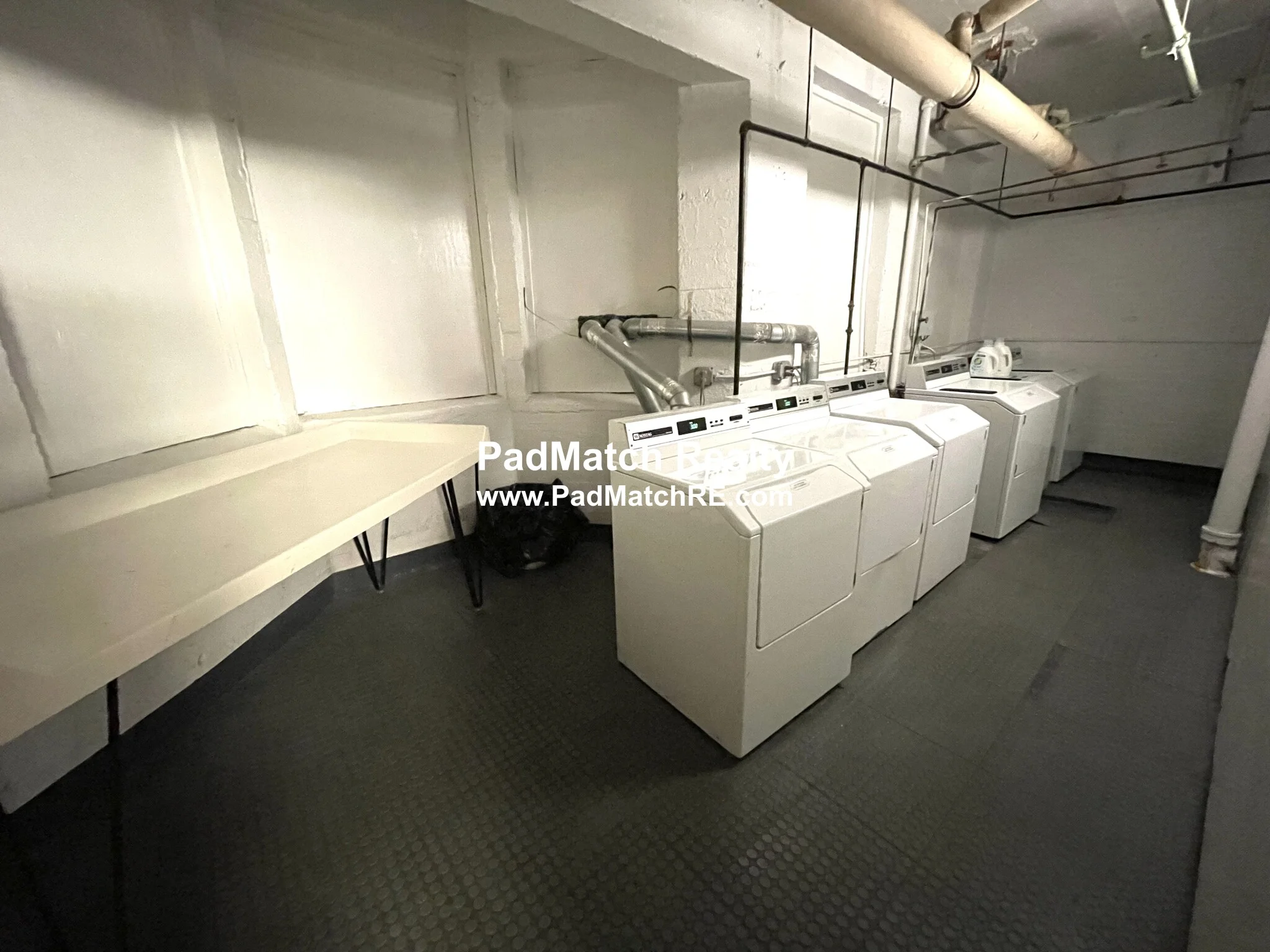 1144 Commonwealth Ave, North Brookline