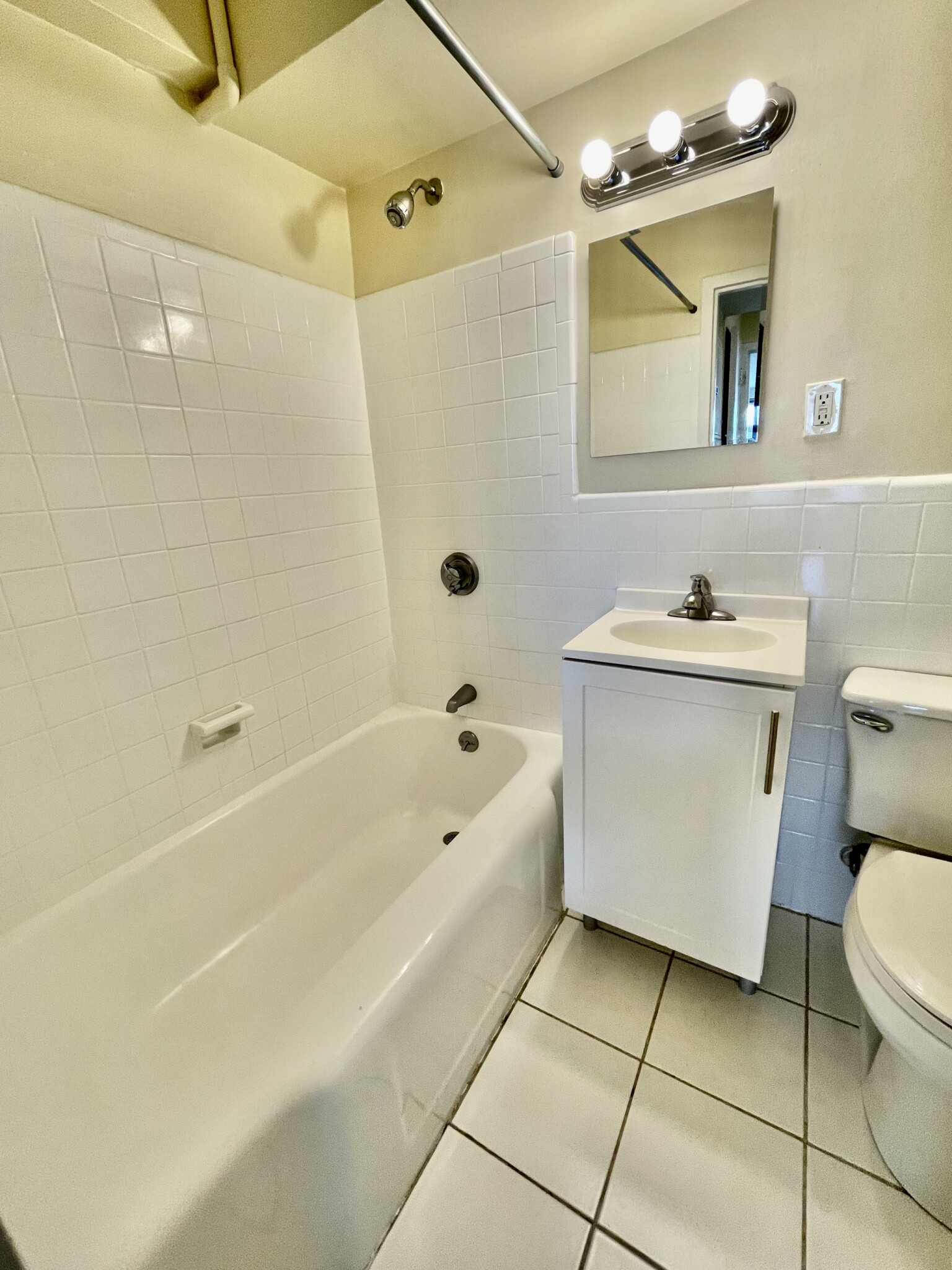 1440 Beacon St, Coolidge Corner