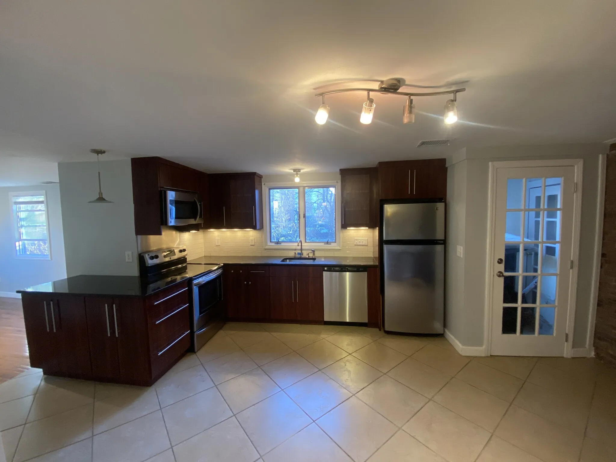 202 Third St, East Cambridge