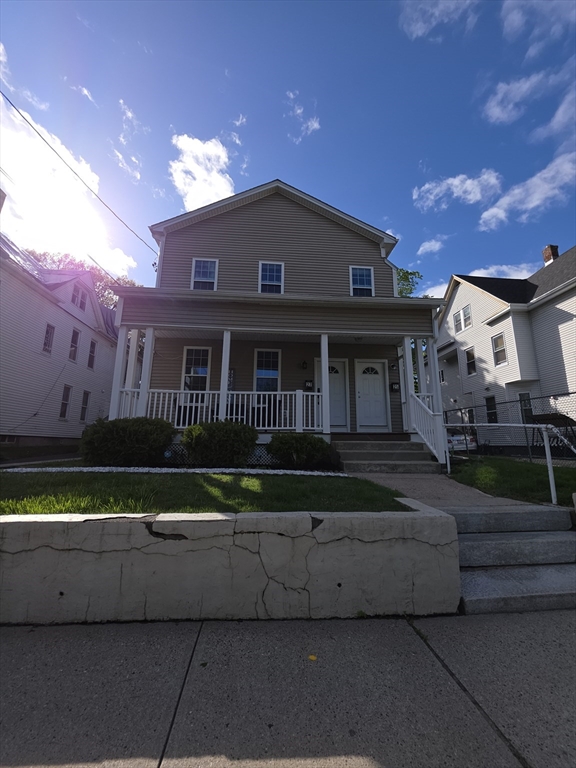 25 Brown Ave, Holyoke