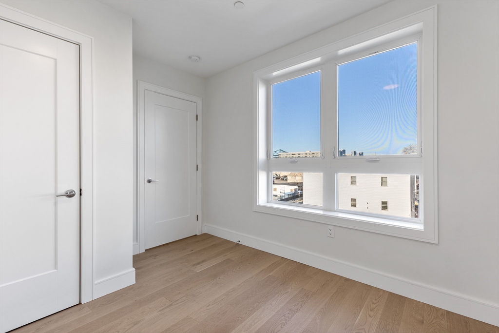 301 Border St, Central Square